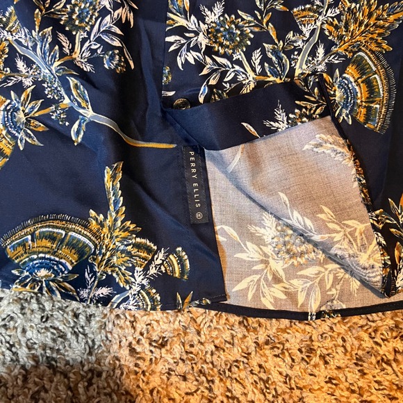 Perry Ellis Floral Print Button Up Shirt Long Sleeve Patterned Mens Large‎ - Picture 2 of 7